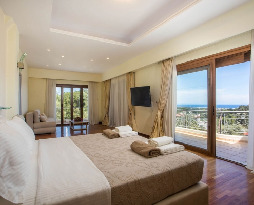 Rhodes-Villa-Amaltheia-Master-bedroom-2