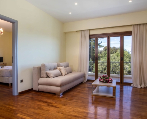 Rhodes-Villa-Amaltheia-Master-bedroom-3