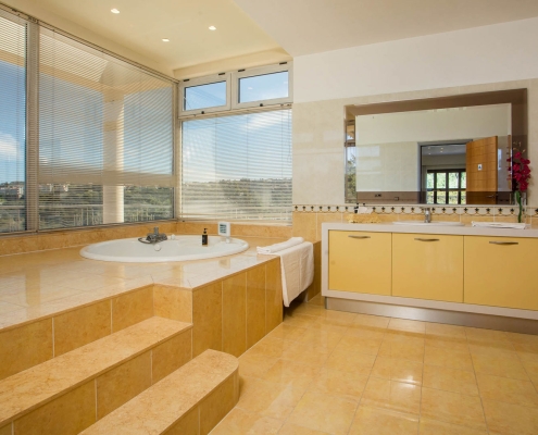 Rhodes-Villa-Amaltheia-Master-bedroom-5